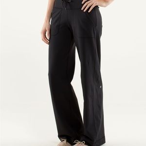 Lululemon grounded black yoga pants drawstring